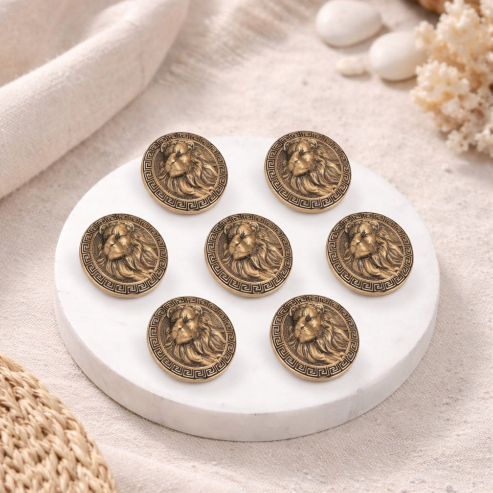 Superb Simba Buttons Main image
