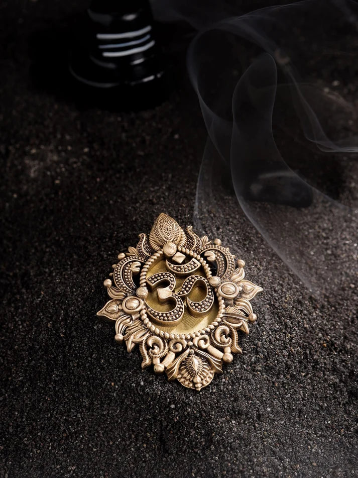 Om Namah Shivaye Brooch ॐ नमः शिवाय