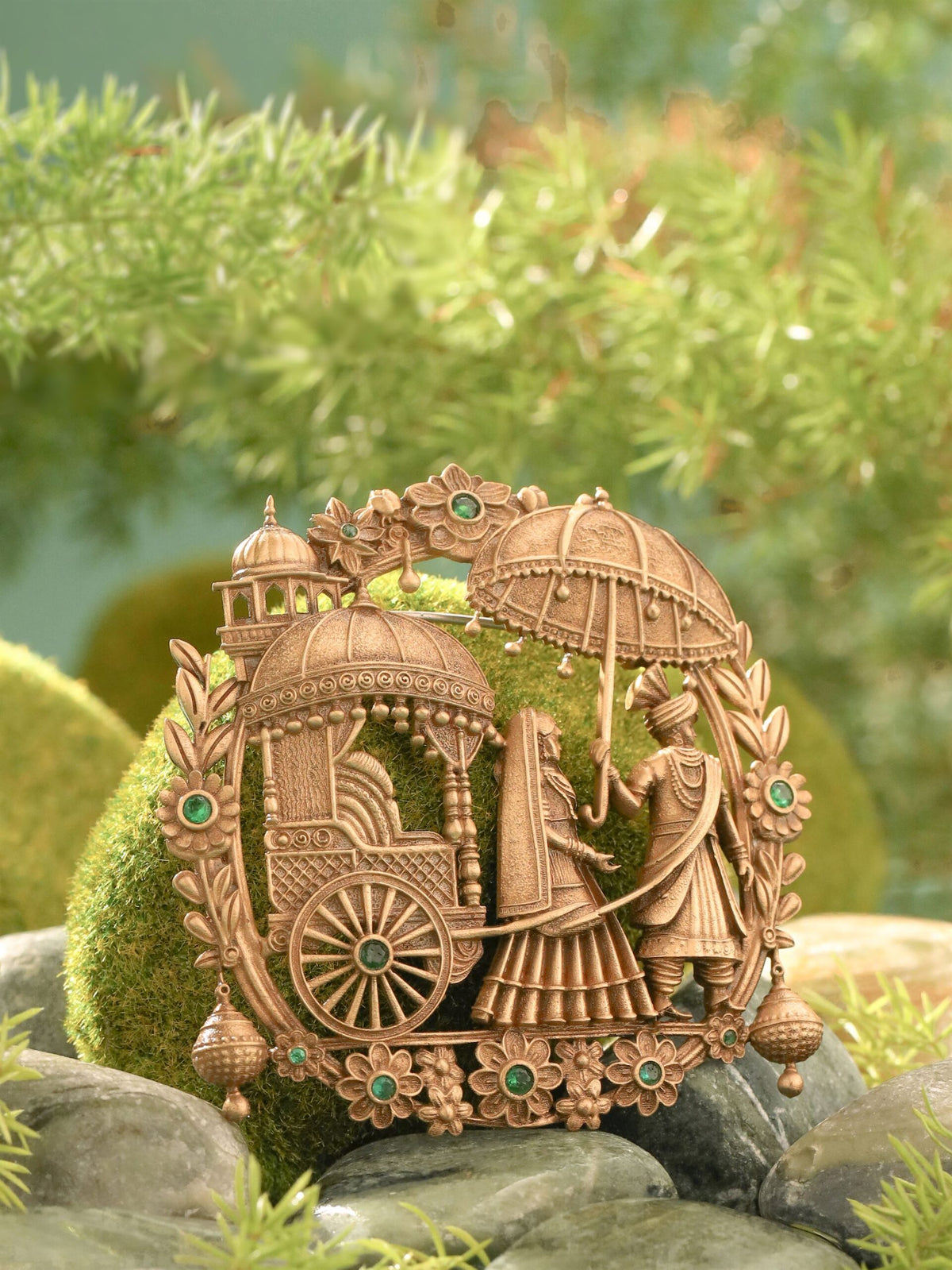 Royal Wedding Procession Brooch Main image