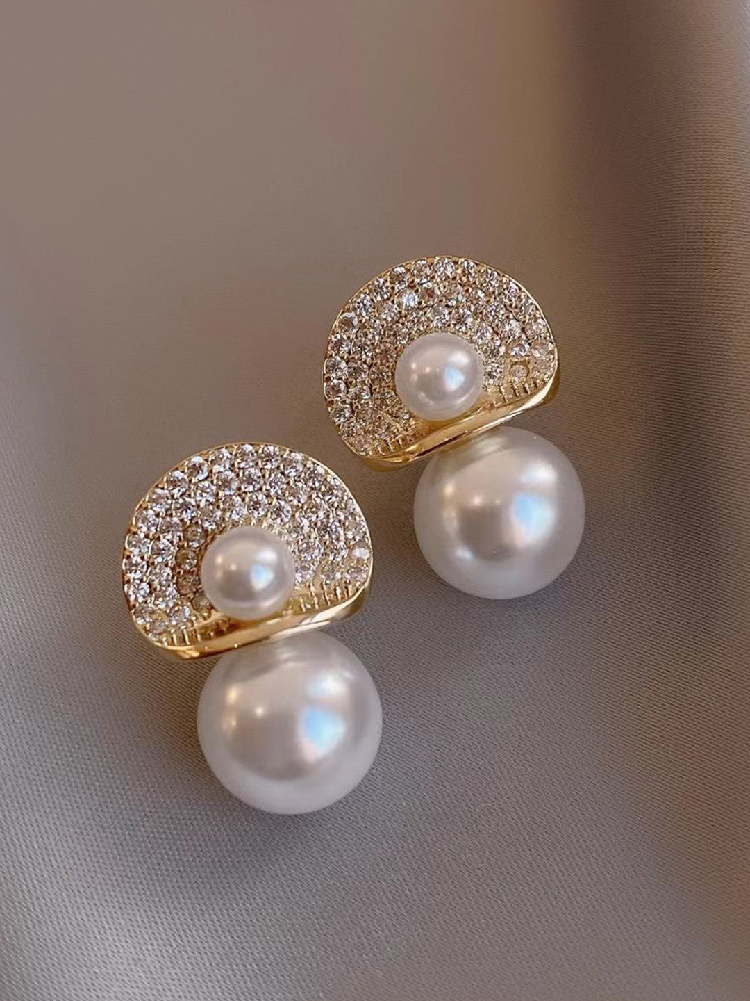 Gold-Plated Pearls Studded Teardrop Shaped Korean Studs