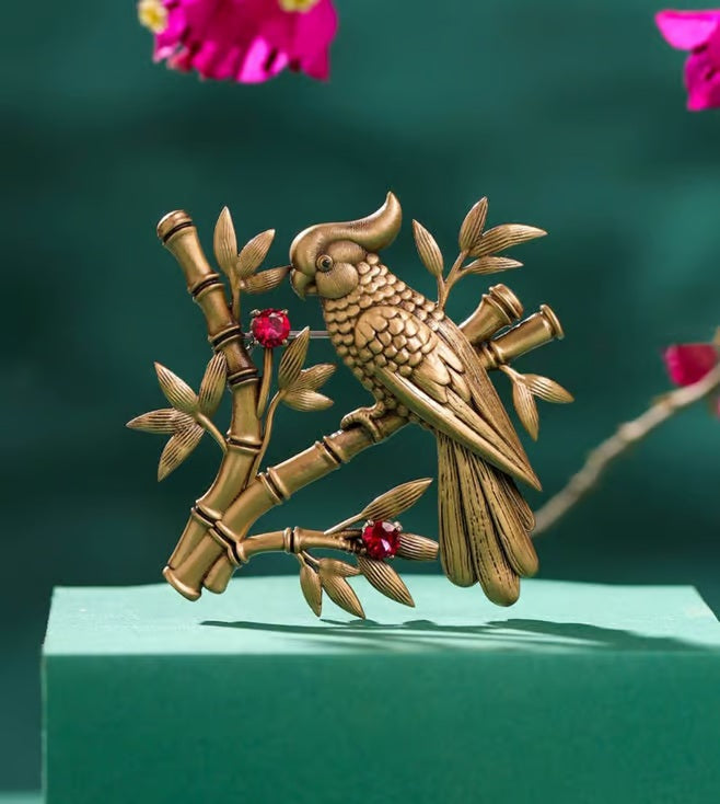 Swarna Pakshi Brooch Main image
