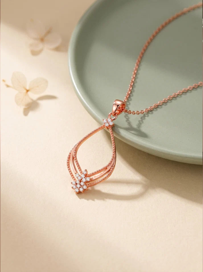 Rose Gold Princess Pendant With Link Chain