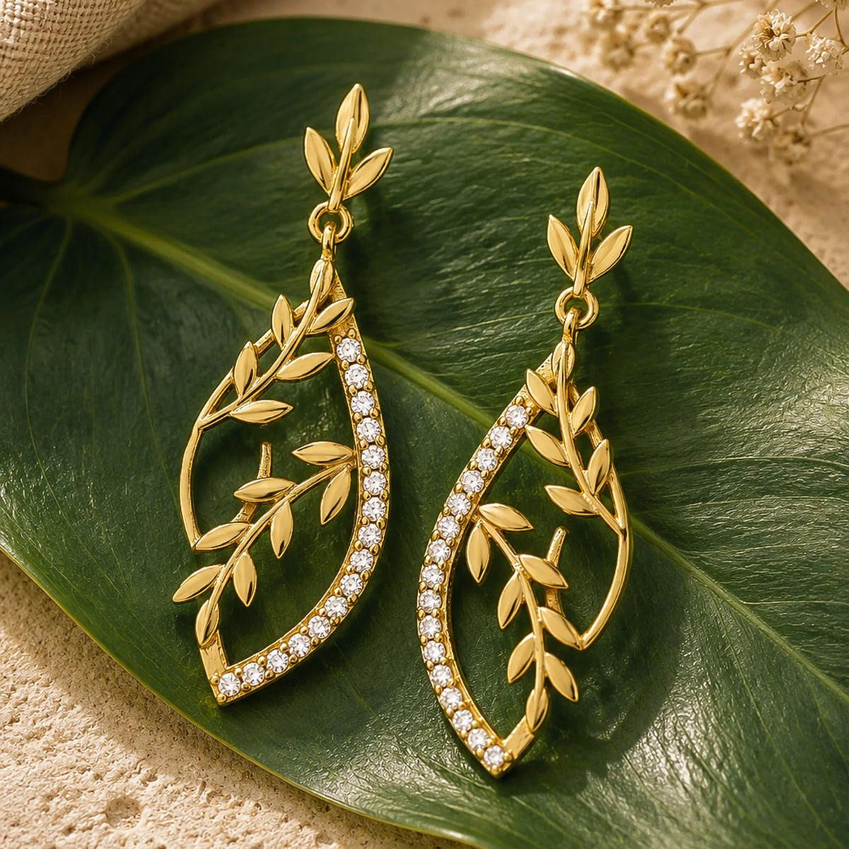Leafy Affair Florielle Gleam Dangle Earrings Main image