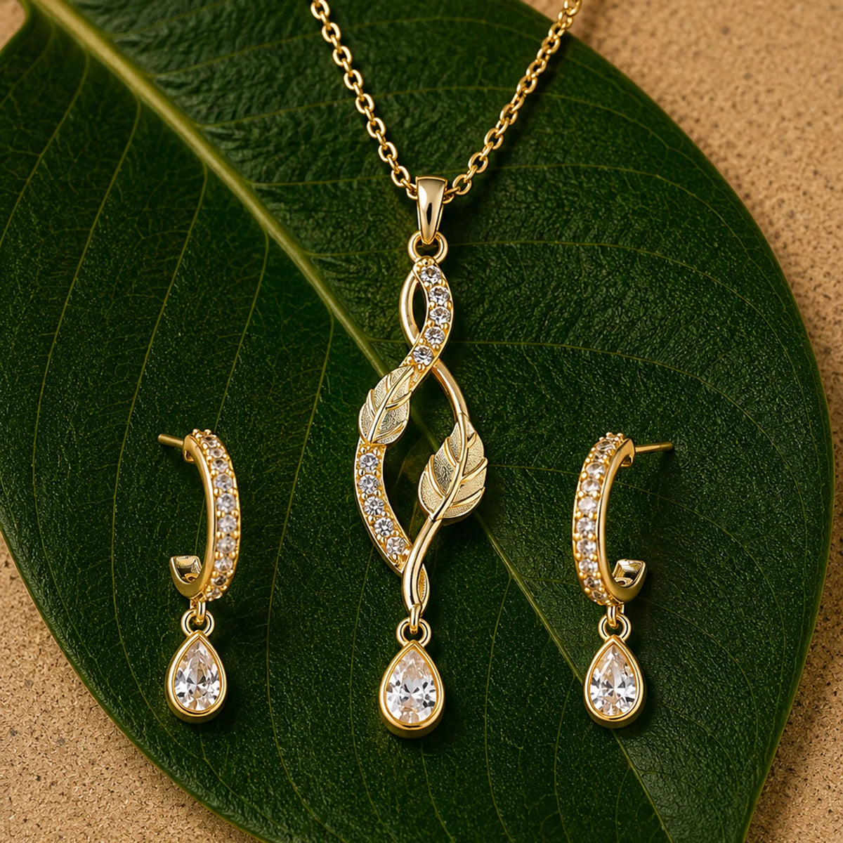 Leafy Affair Florielle Pendant Set Main image